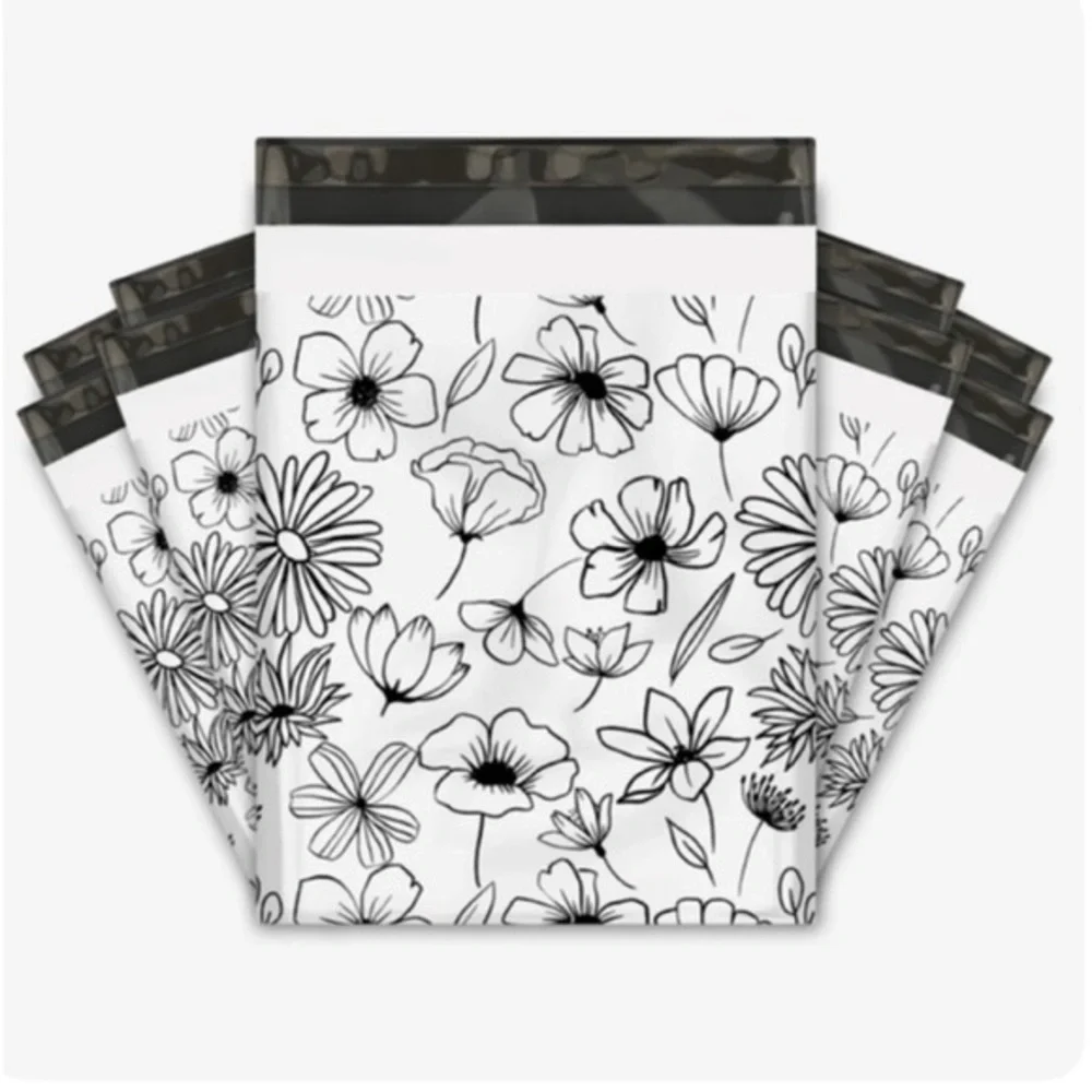 20 (10” x 13”) Black and White Floral Poly Mailers Poly Bags NEW